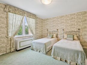 1390 Broadway 118, Hewlett NY 11557