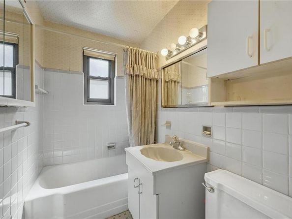 91-49 153rd Avenue 123, Howard Beach NY 11414