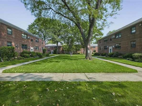 91-49 153rd Avenue 123, Howard Beach NY 11414