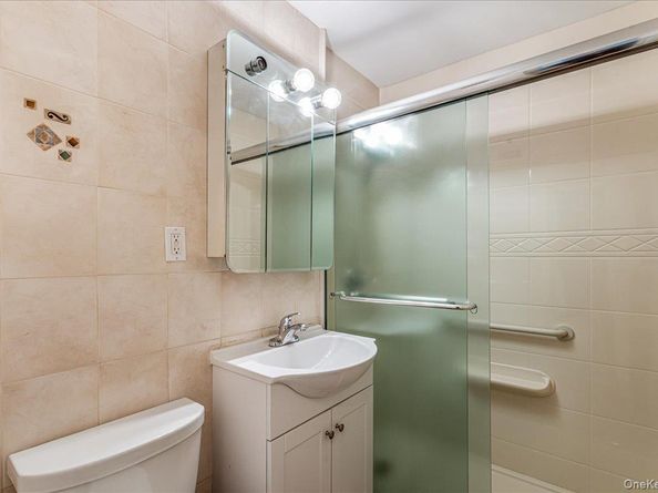 54-44 Little Neck Parkway 5G, Little Neck NY 11362