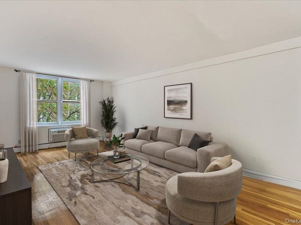 54-44 Little Neck Parkway 5G, Little Neck NY 11362