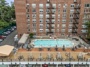 54-44 Little Neck Parkway 5G, Little Neck NY 11362