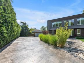 1555 Stevenson Road, Hewlett NY 11557