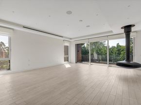 1555 Stevenson Road, Hewlett NY 11557