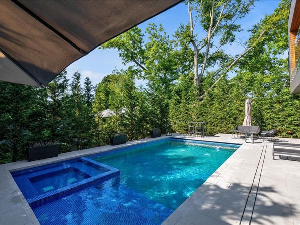 1555 Stevenson Road, Hewlett NY 11557