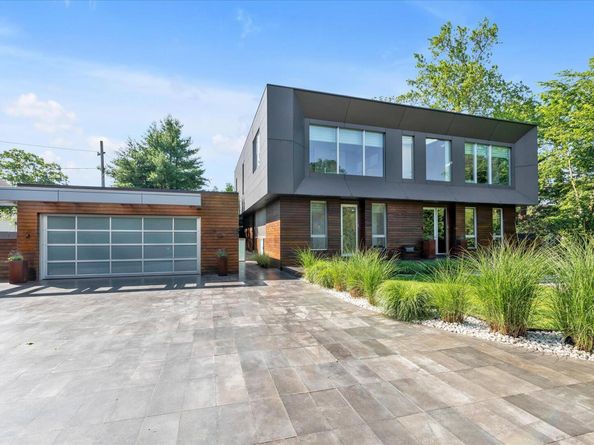 1555 Stevenson Road, Hewlett NY 11557