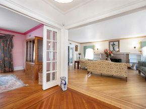 24 Lawrence Avenue, Rockville Centre NY 11570