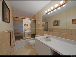360 Shore Road 4B, Long Beach NY 11561