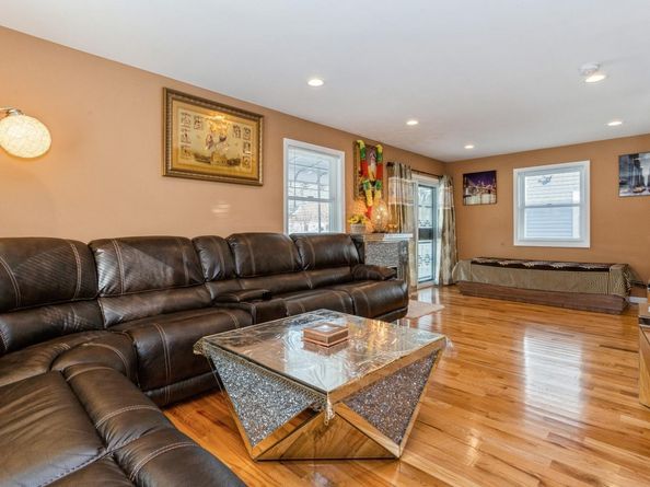 112 Emporia Avenue, Elmont NY 11003