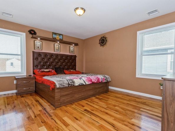 112 Emporia Avenue, Elmont NY 11003