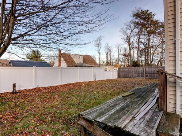 651 Windmill Avenue, North Babylon NY 11703