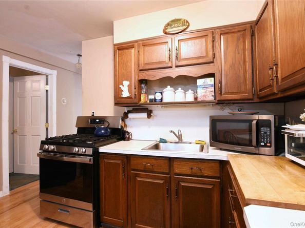 651 Windmill Avenue, North Babylon NY 11703