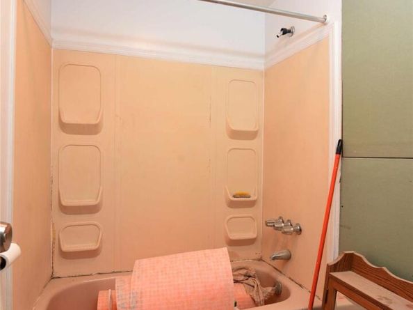 651 Windmill Avenue, North Babylon NY 11703