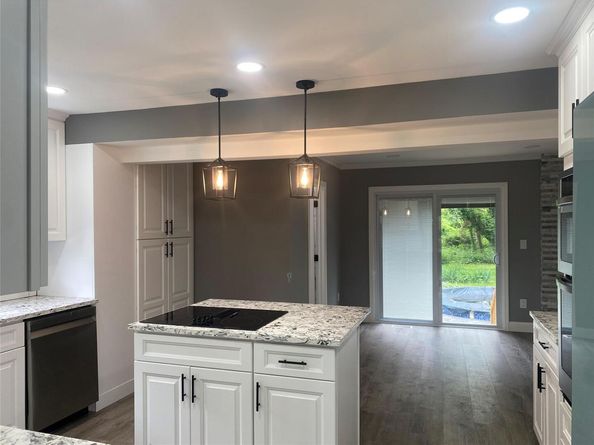 95 Muncie Road, West Babylon NY 11704