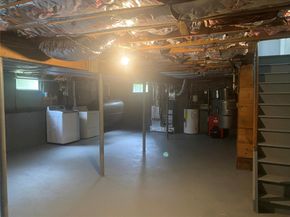 95 Muncie Road, West Babylon NY 11704