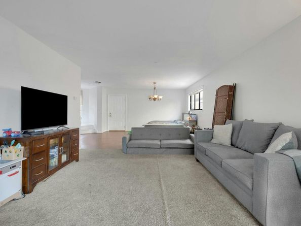 50 Dekalb Avenue S10, White Plains NY 10605
