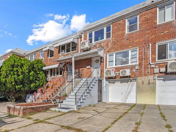 5-39 117 Street, College Point NY 11356