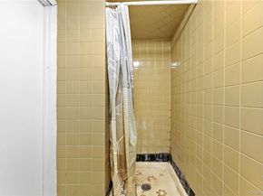 5-39 117 Street, College Point NY 11356