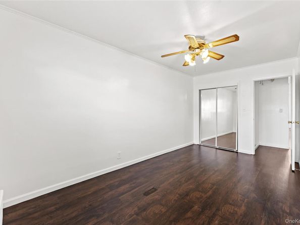 5-39 117 Street, College Point NY 11356