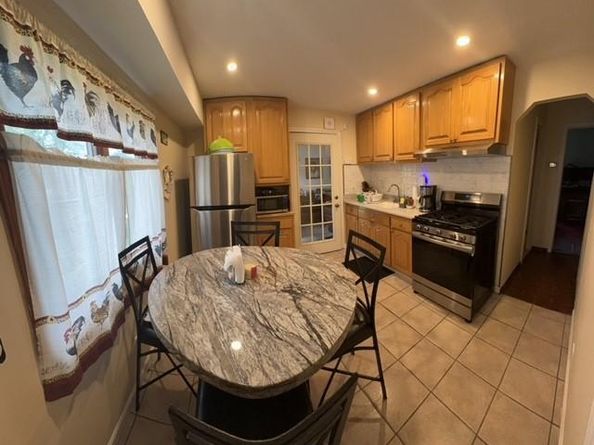 8 Hickory Street, Central Islip NY 11722