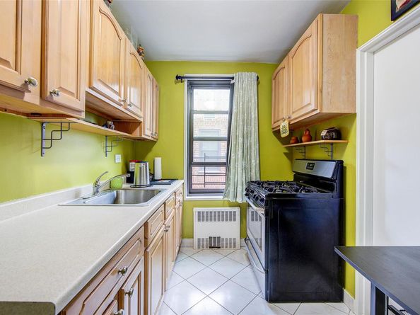 83-85 Woodhaven Boulevard 6F, Woodhaven NY 11421