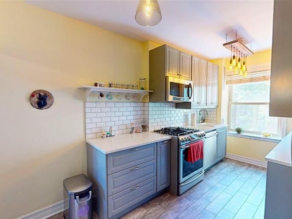 48-01 42nd Street 5D, Sunnyside NY 11104