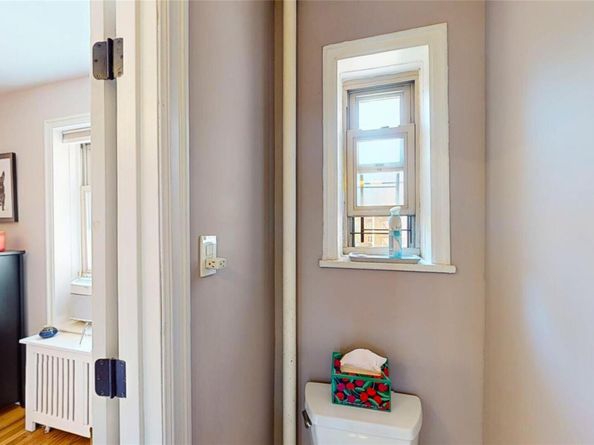 48-01 42nd Street 5D, Sunnyside NY 11104