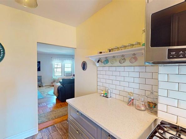 48-01 42nd Street 5D, Sunnyside NY 11104