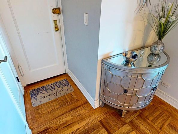 48-01 42nd Street 5D, Sunnyside NY 11104