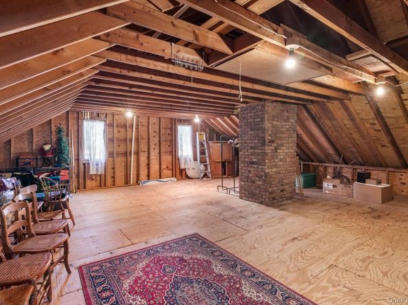 13 West End Avenue, East Quogue NY 11942