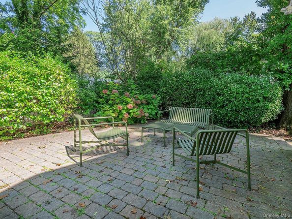 50 Glen Avenue, Sea Cliff NY 11579