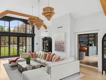 89 Pound Hollow Road