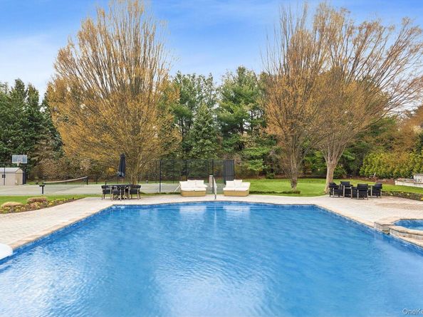 89 Pound Hollow Road, Old Brookville NY 11545