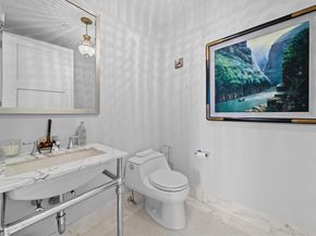 5 Renaissance Square 23G, White Plains NY 10601