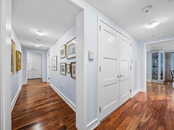5 Renaissance Square 23G, White Plains NY 10601