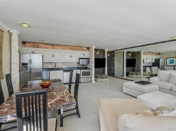 253 Dune Road 48, Westhampton Beach NY 11978