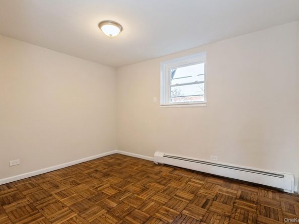 144-70 Village Road 76GB, Briarwood NY 11435