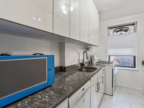 67-40 Yellowstone Boulevard 3B, Forest Hills NY 11375