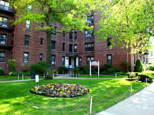 112-24 Northern Boulevard 2C, Corona NY 11368
