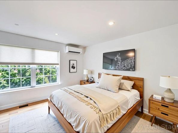 10 12th Street, East Hampton NY 11937