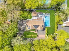 10 12th Street, East Hampton NY 11937