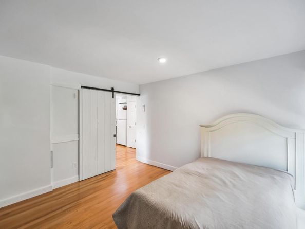 10 12th Street, East Hampton NY 11937