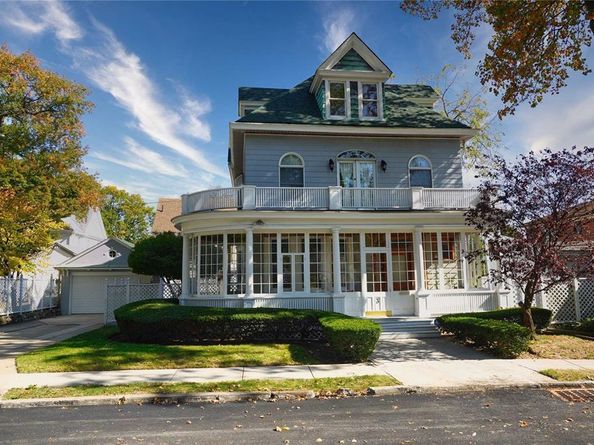3 Beech Court Circle, College Point NY 11356