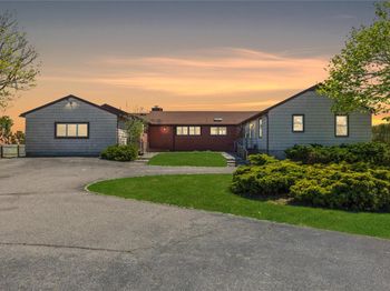 46 Tuthill Point Road