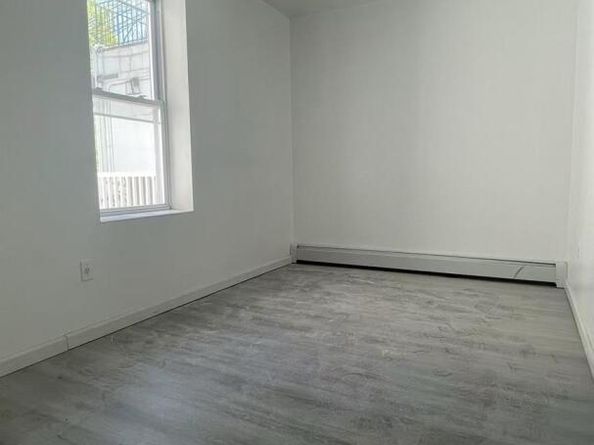 1505 E 29th Street, Brooklyn NY 11229