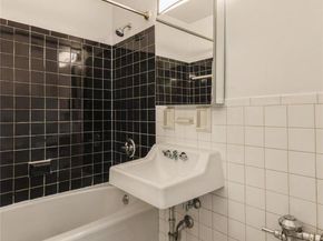 135 Ocean Parkway 10L, Brooklyn NY 11218