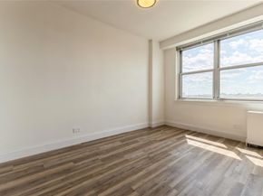 135 Ocean Parkway 10L, Brooklyn NY 11218