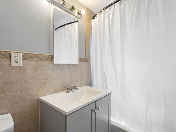 1403 James Street, Elmont NY 11003