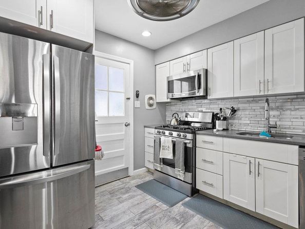 1403 James Street, Elmont NY 11003