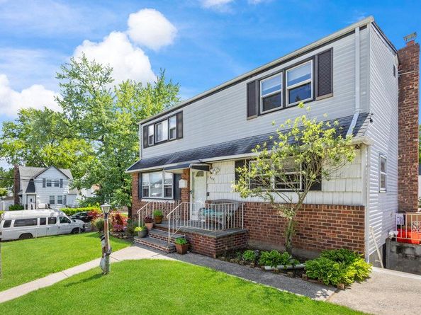 1403 James Street, Elmont NY 11003
